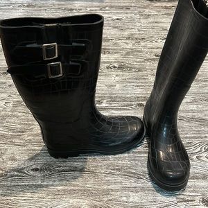 Faux Crocodile Capelli Rubber Rain Boot